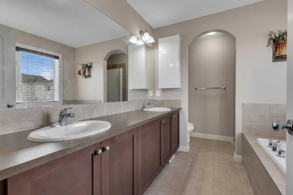 1564 Copperfield Boulevard SE Calgary AB T2Z 0P6