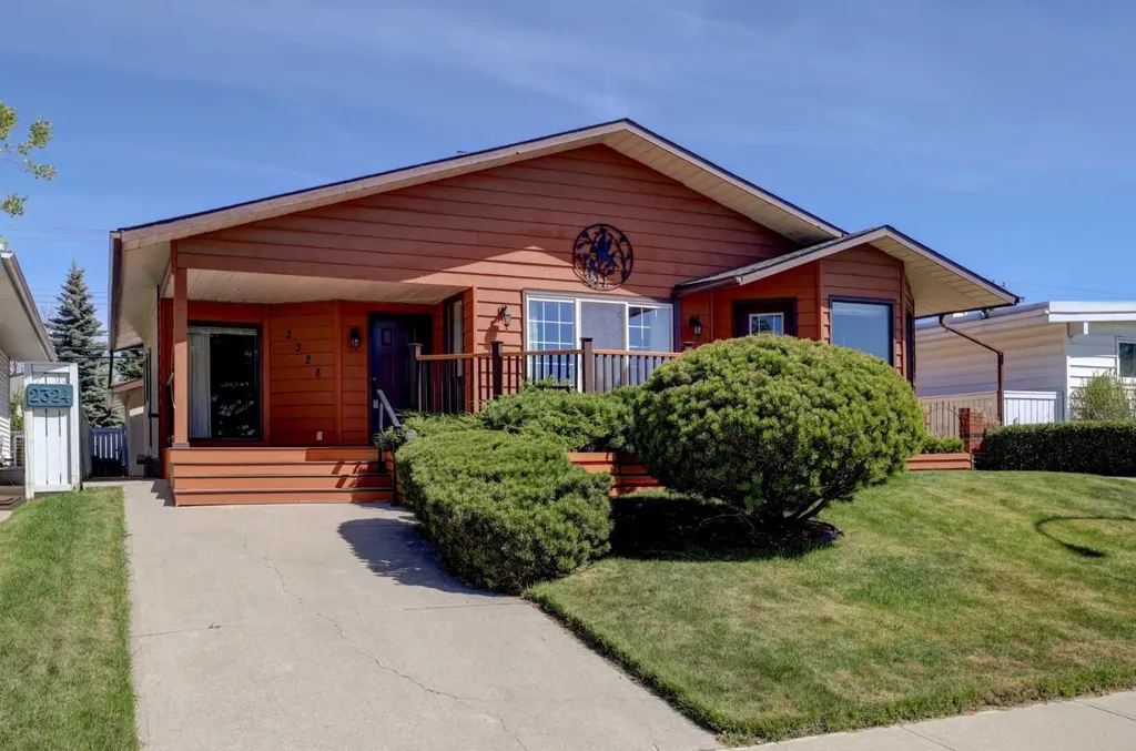 2328 Munro Drive NE Calgary AB T2E 5Y9