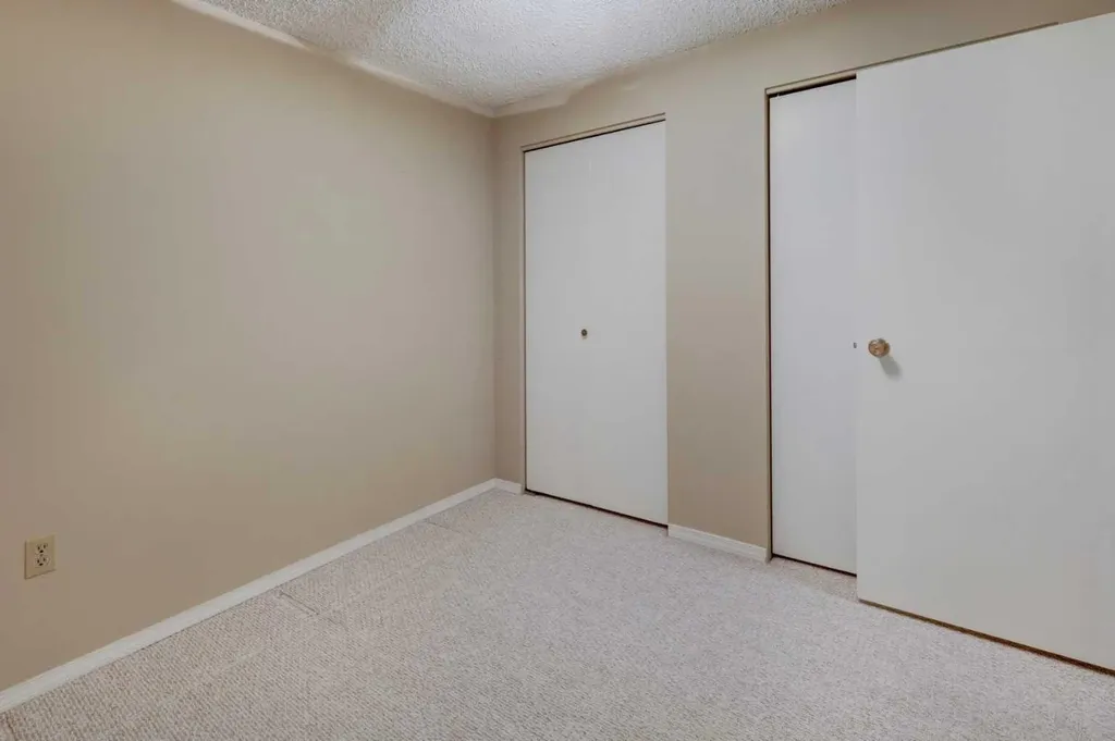 2328 Munro Drive NE Calgary AB T2E 5Y9
