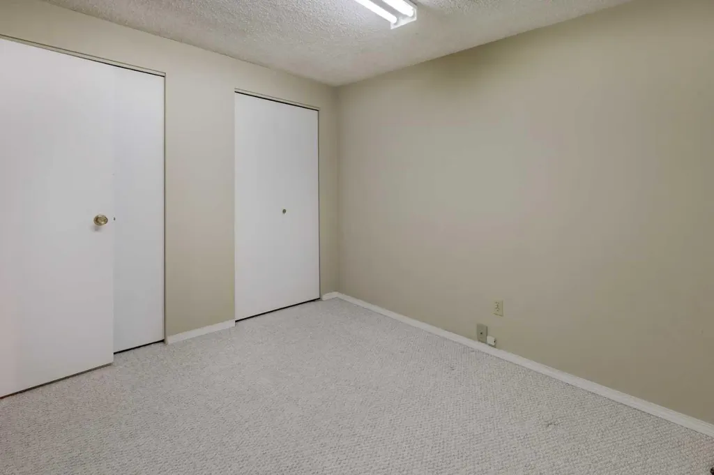 2328 Munro Drive NE Calgary AB T2E 5Y9