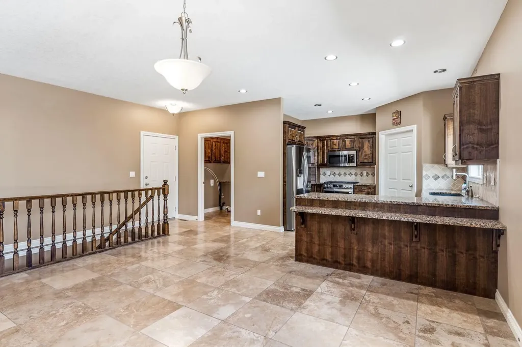 258 2a Street W Cardston AB T0K 0K0