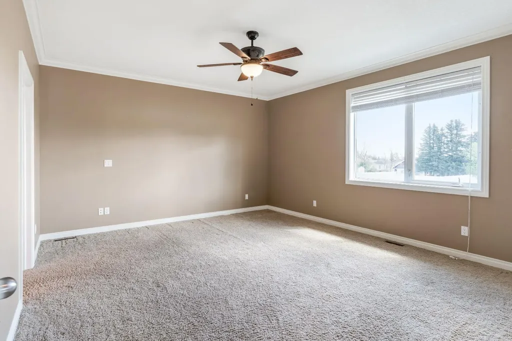 258 2a Street W Cardston AB T0K 0K0