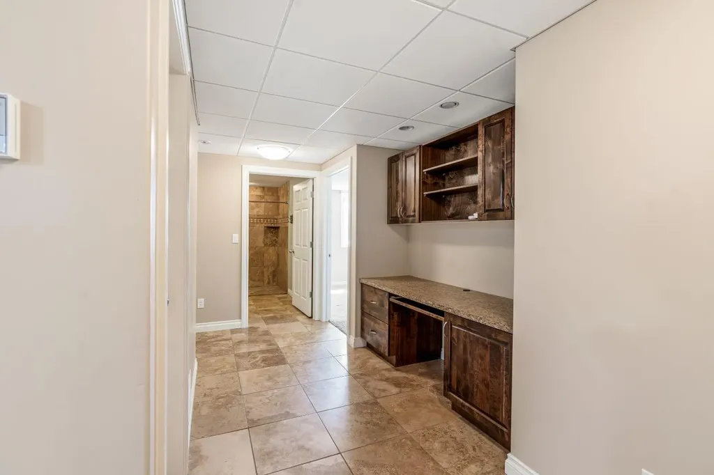 258 2a Street W Cardston AB T0K 0K0
