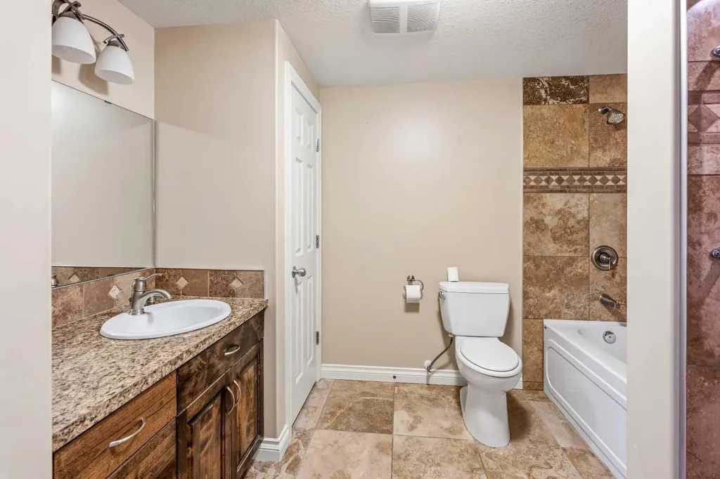 258 2a Street W Cardston AB T0K 0K0