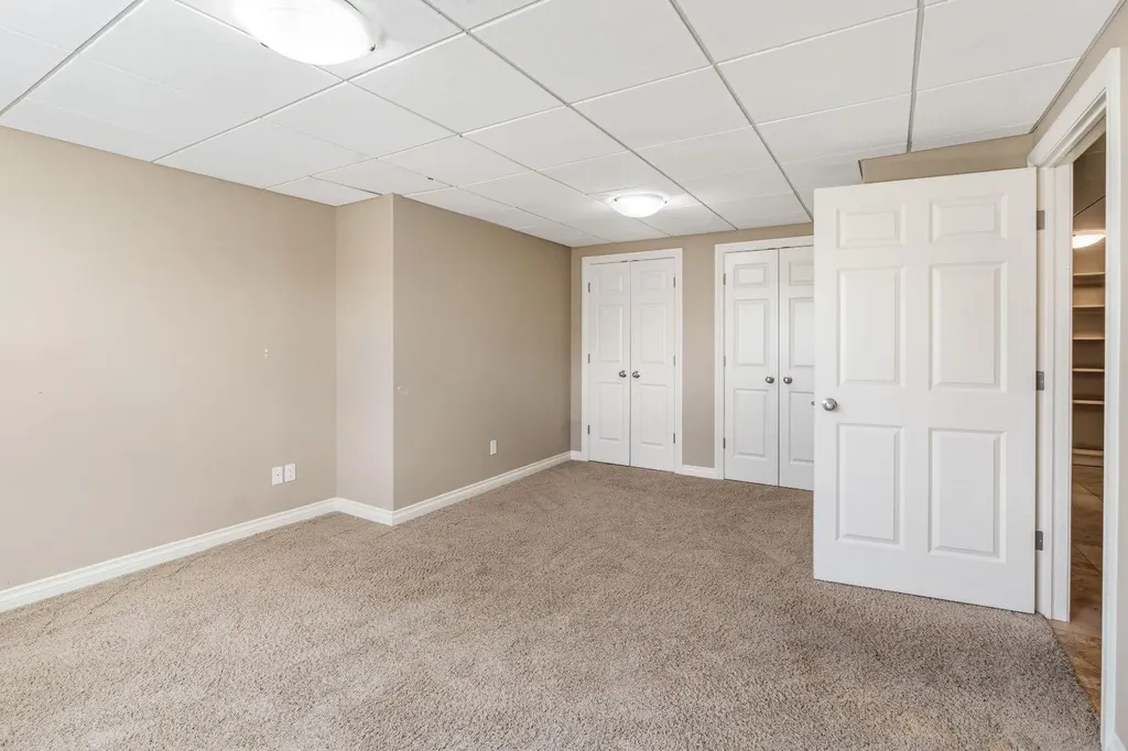 258 2a Street W Cardston AB T0K 0K0