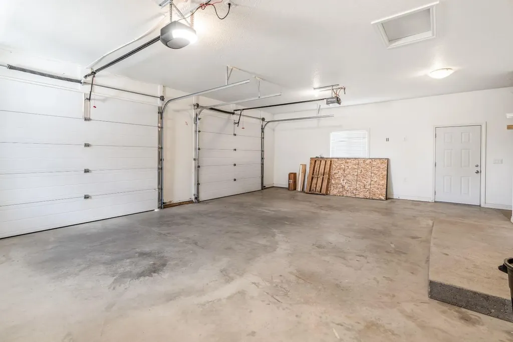 258 2a Street W Cardston AB T0K 0K0
