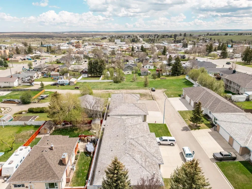 258 2a Street W Cardston AB T0K 0K0