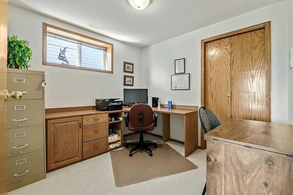 1130 High Glen Place NW High River AB T1V 1R5