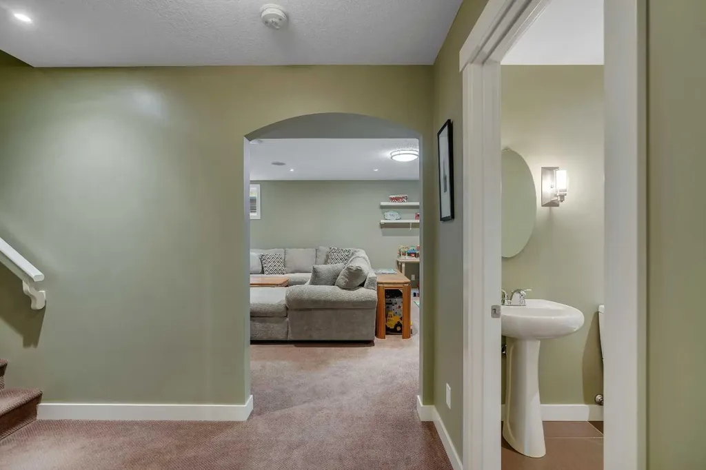 104 Prestwick Street SE Calgary AB T2Z 4K9