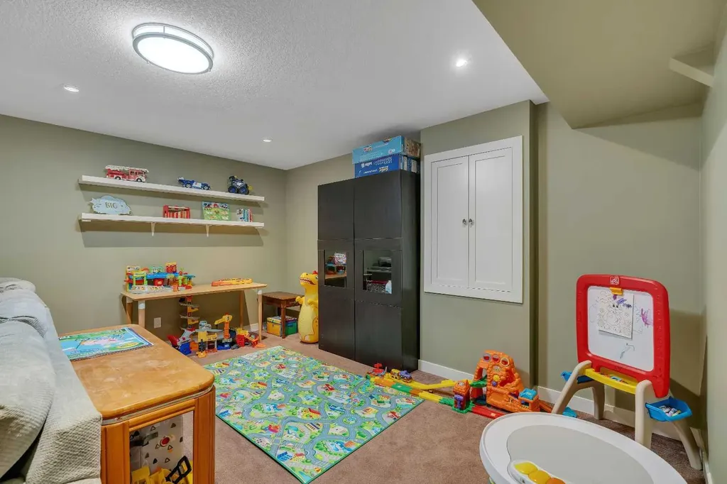 104 Prestwick Street SE Calgary AB T2Z 4K9