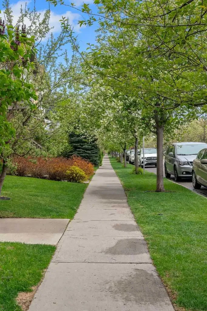 104 Prestwick Street SE Calgary AB T2Z 4K9