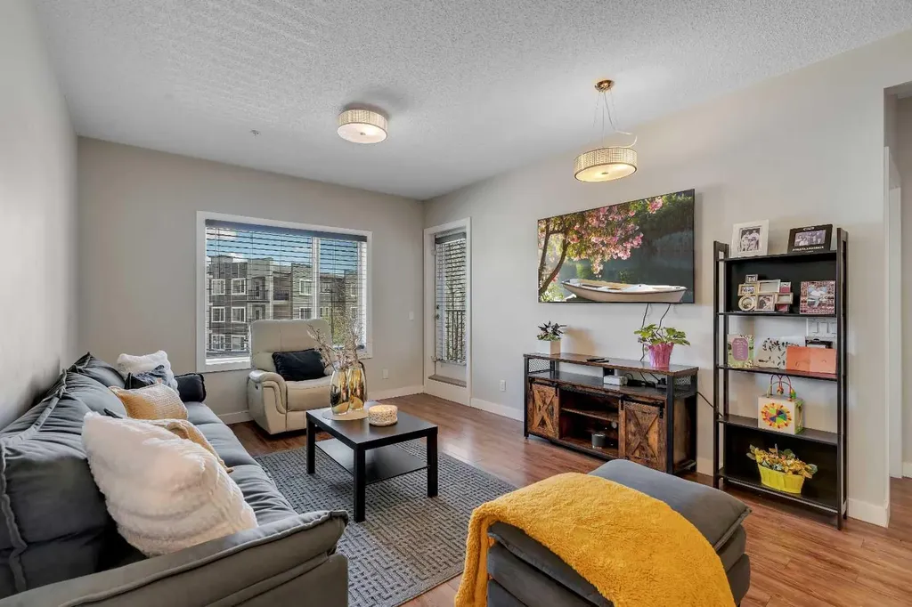 8 Sage Hill Terrace NW Calgary AB T3R 0W5