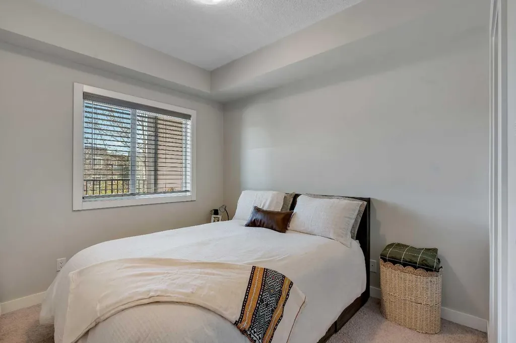 8 Sage Hill Terrace NW Calgary AB T3R 0W5