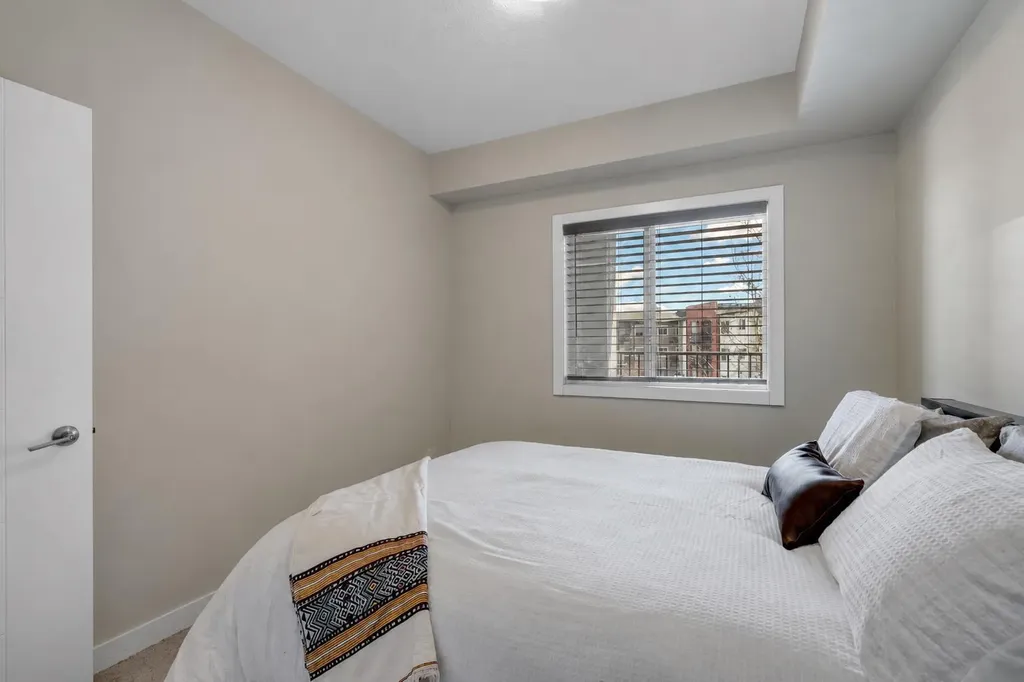 8 Sage Hill Terrace NW Calgary AB T3R 0W5