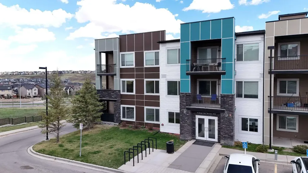 8 Sage Hill Terrace NW Calgary AB T3R 0W5