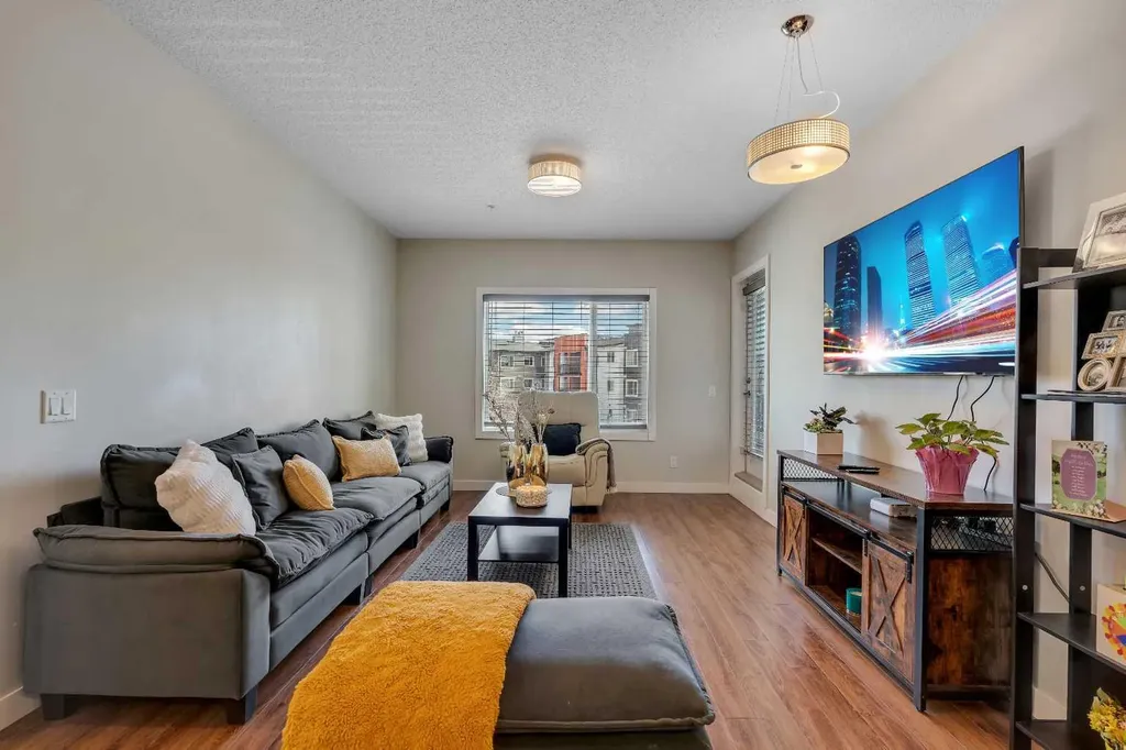 8 Sage Hill Terrace NW Calgary AB T3R 0W5