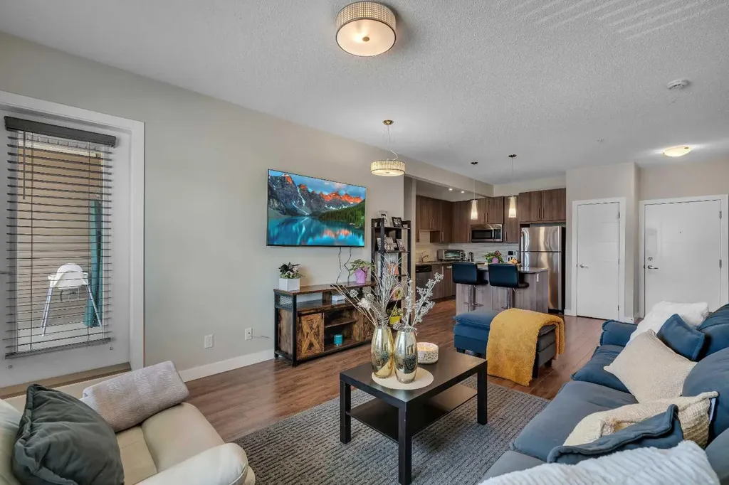 8 Sage Hill Terrace NW Calgary AB T3R 0W5