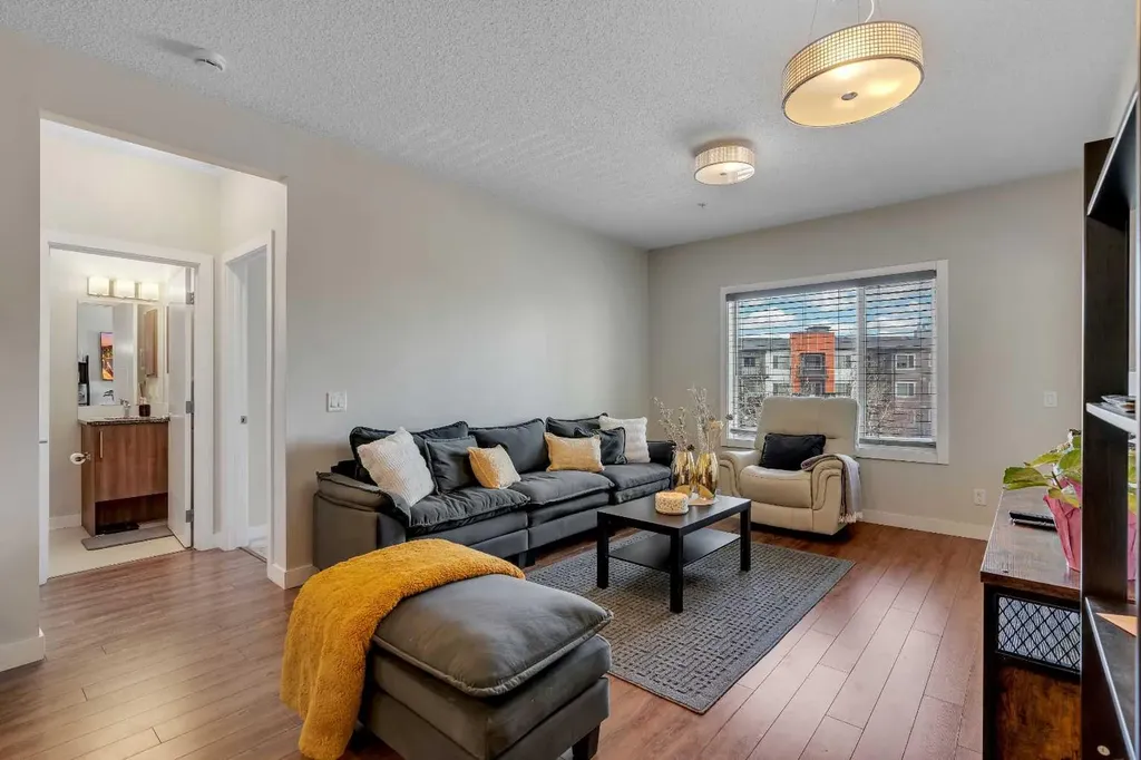 8 Sage Hill Terrace NW Calgary AB T3R 0W5