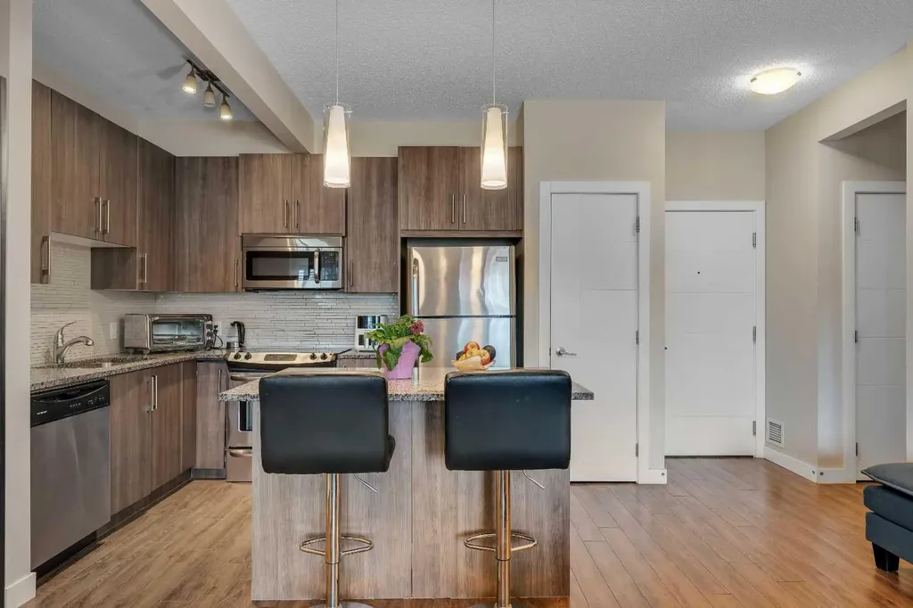 8 Sage Hill Terrace NW Calgary AB T3R 0W5