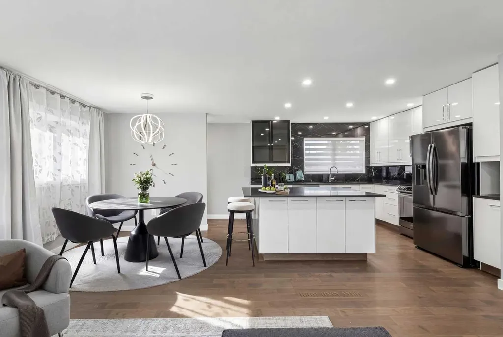 427 96 Avenue SE Calgary AB T2J 0H1