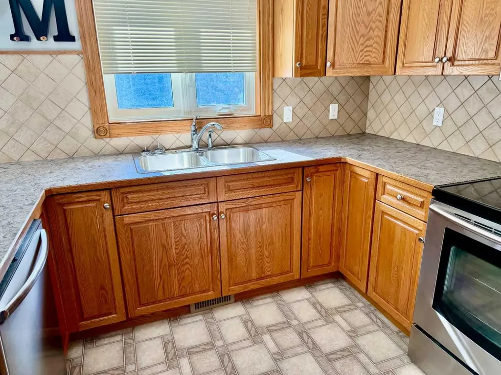 1726 113 Street Blairmore AB T0K 0E0