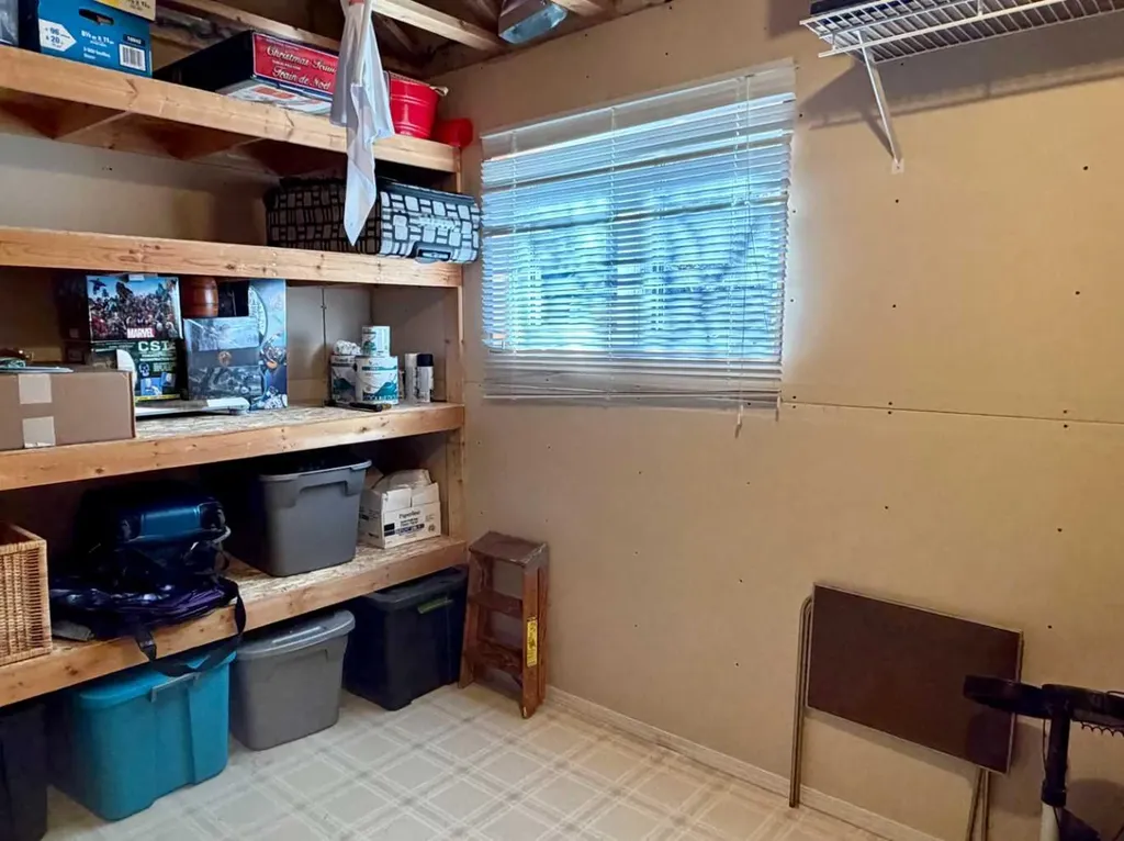 1726 113 Street Blairmore AB T0K 0E0