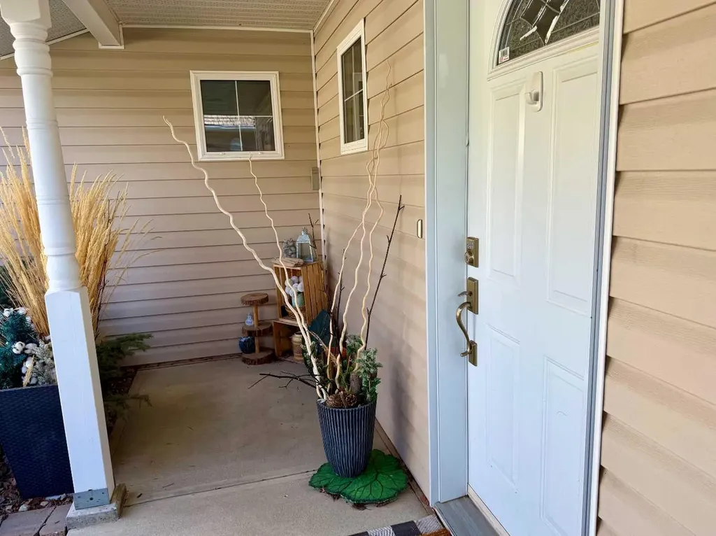 1726 113 Street Blairmore AB T0K 0E0