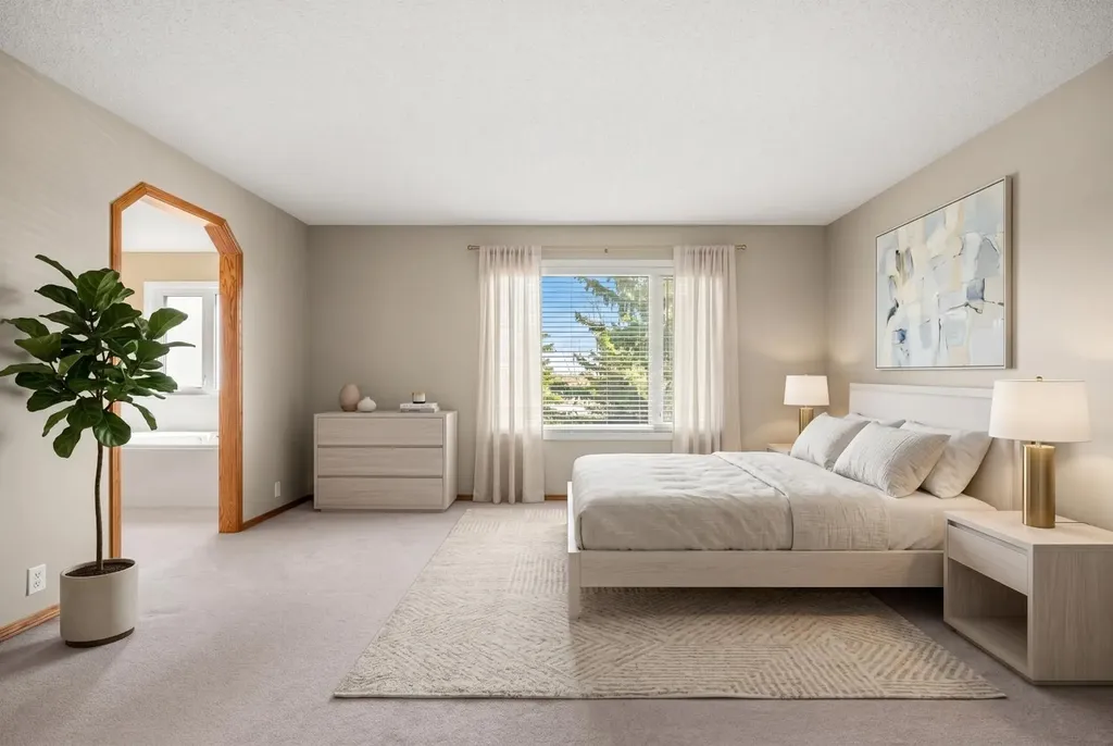 131 Lake Simcoe Court SE Calgary AB T2J 7E7