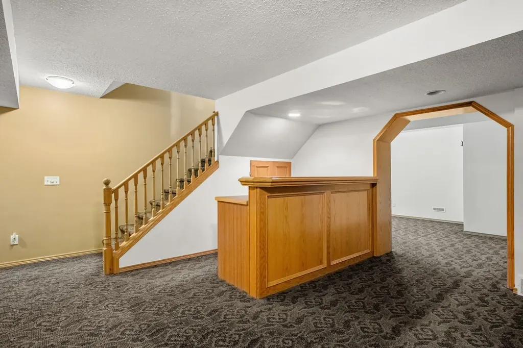 131 Lake Simcoe Court SE Calgary AB T2J 7E7