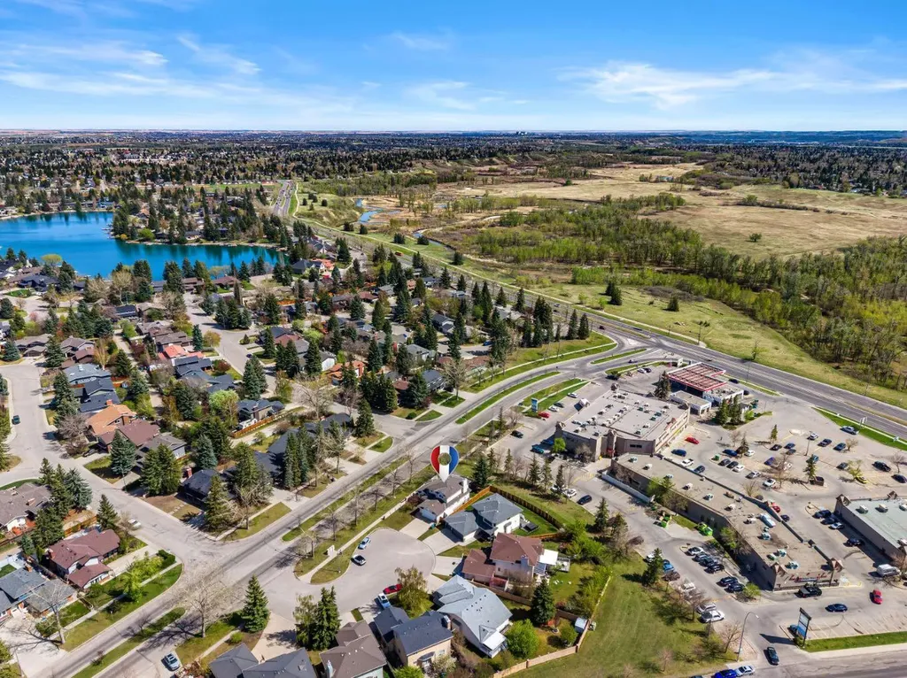 131 Lake Simcoe Court SE Calgary AB T2J 7E7