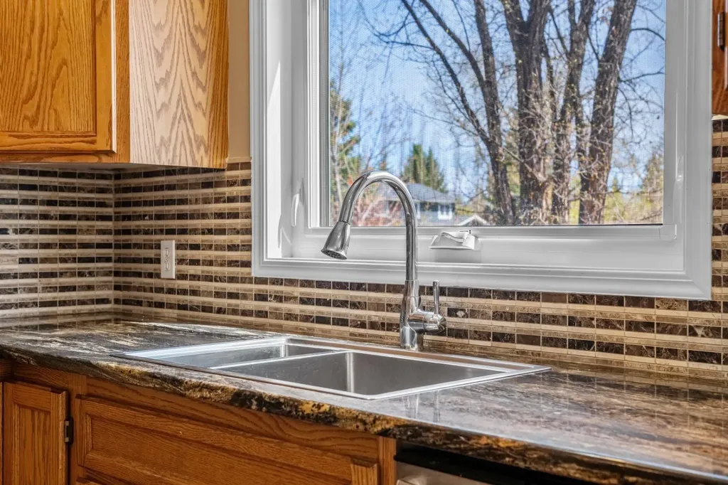 131 Lake Simcoe Court SE Calgary AB T2J 7E7