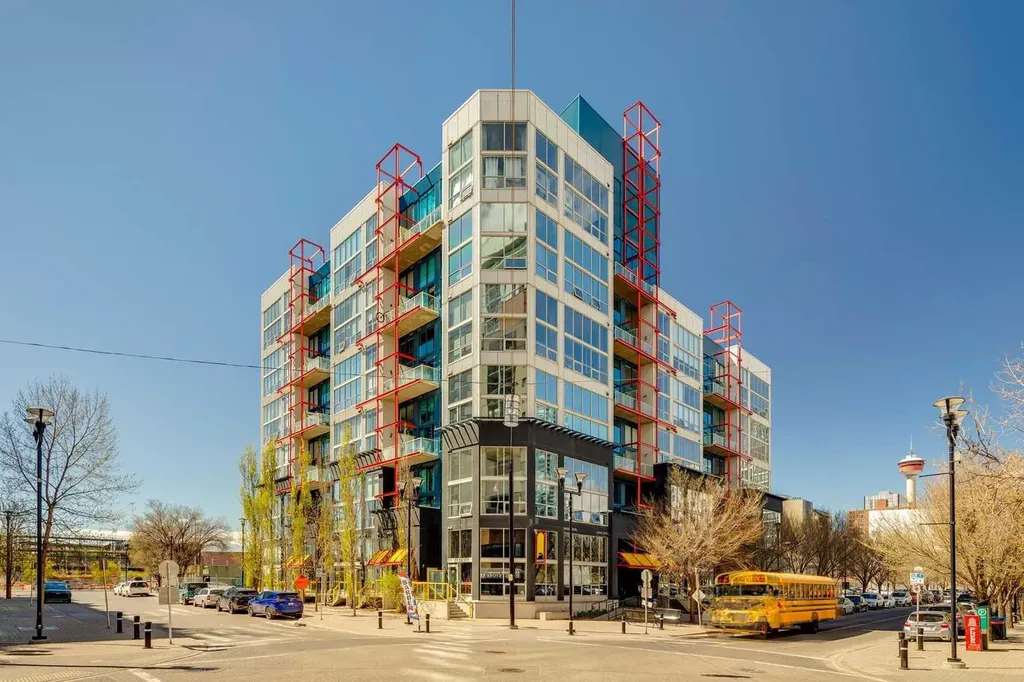 535 8 Avenue SE Calgary AB T2G 5S9