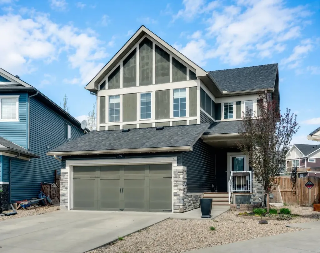 69 Kingsbridge Place SE Airdrie AB T4A 0S4