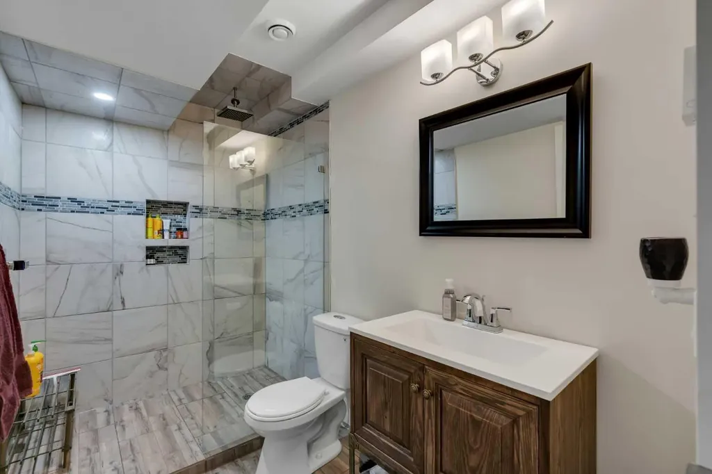69 Kingsbridge Place SE Airdrie AB T4A 0S4