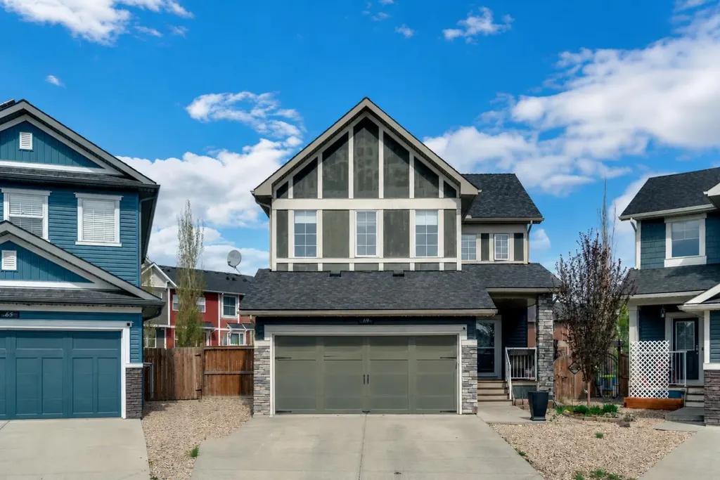 69 Kingsbridge Place SE Airdrie AB T4A 0S4