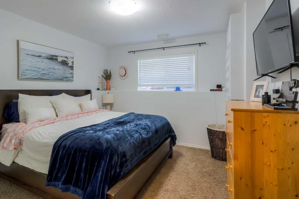 111 Mt Sundance Crescent W Lethbridge AB T1J 0L4
