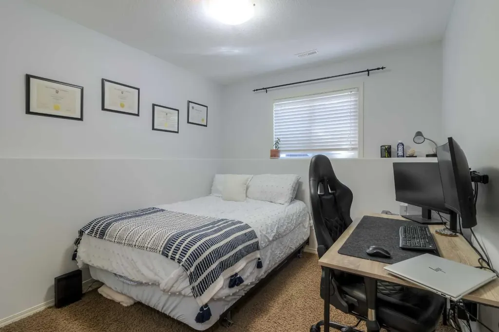 111 Mt Sundance Crescent W Lethbridge AB T1J 0L4