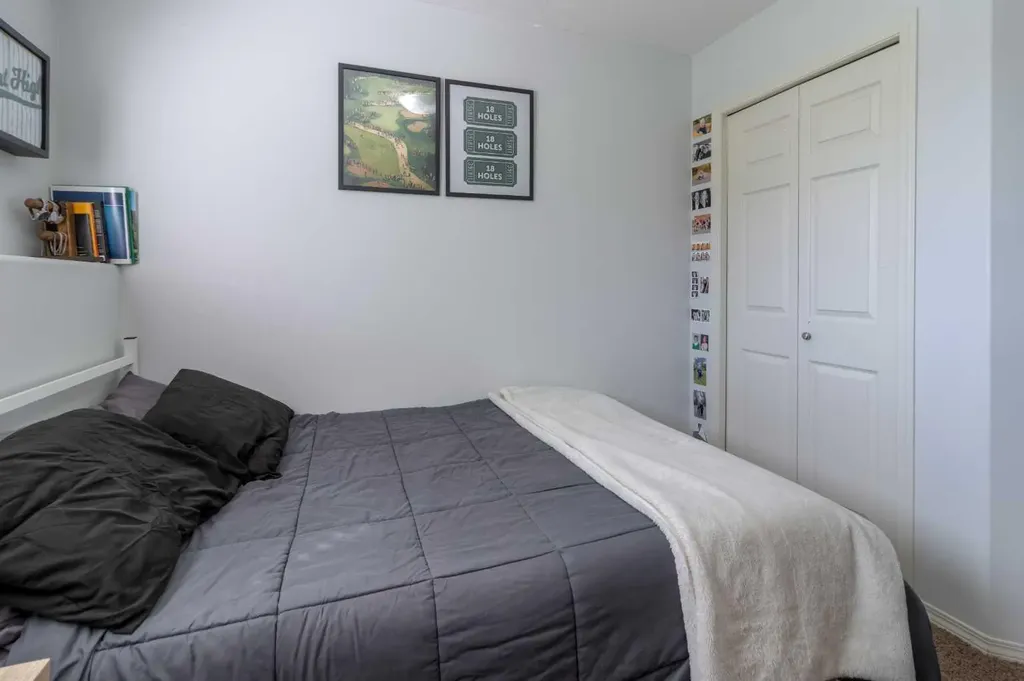 111 Mt Sundance Crescent W Lethbridge AB T1J 0L4