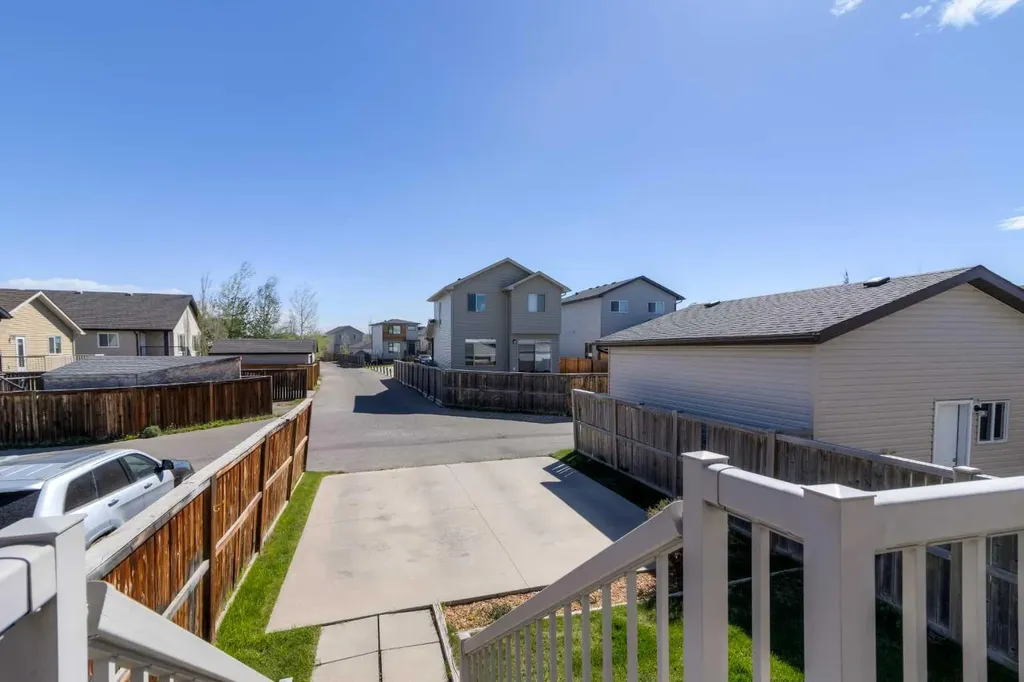 111 Mt Sundance Crescent W Lethbridge AB T1J 0L4