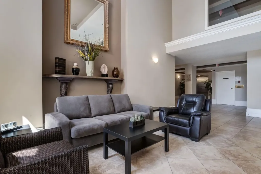 7451 Springbank Boulevard SW Calgary AB T3H 4K5