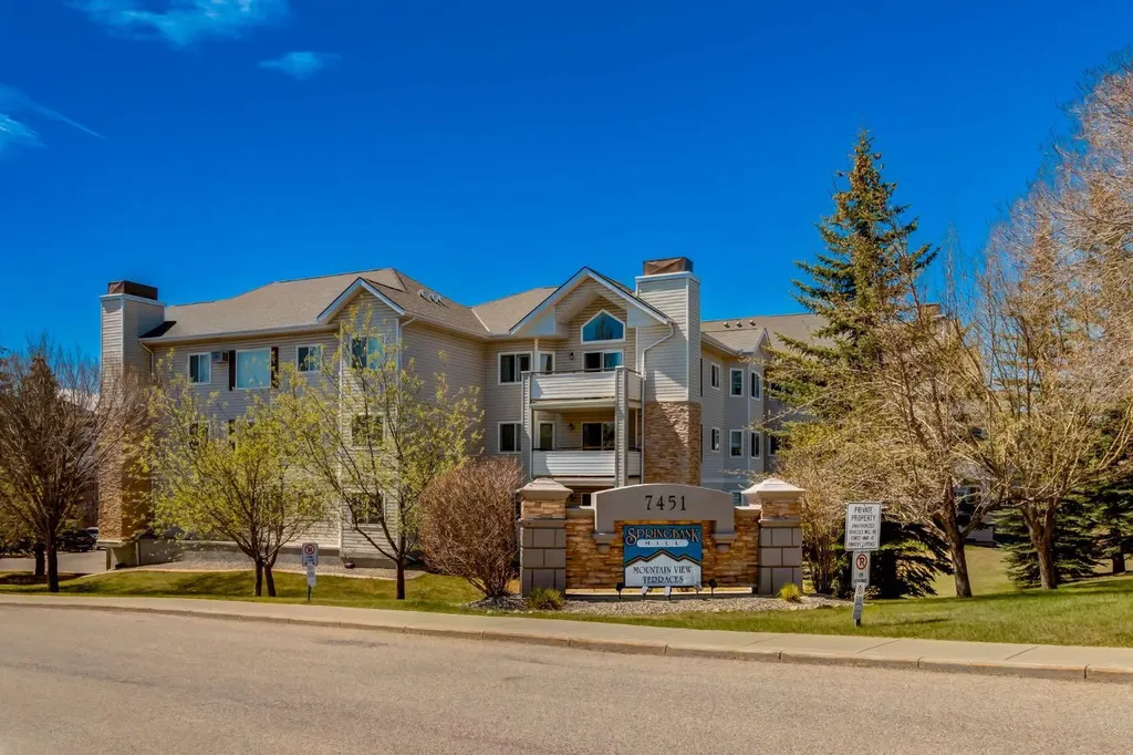 7451 Springbank Boulevard SW Calgary AB T3H 4K5