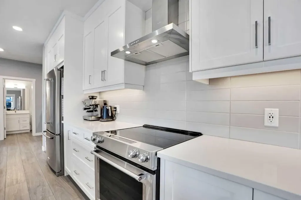 55 Wolf Hollow Crescent SE Calgary AB T2X 5K9