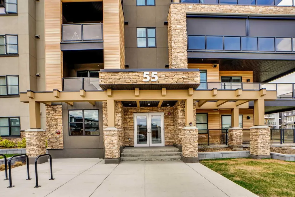55 Wolf Hollow Crescent SE Calgary AB T2X 5K9