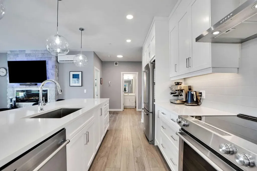 55 Wolf Hollow Crescent SE Calgary AB T2X 5K9