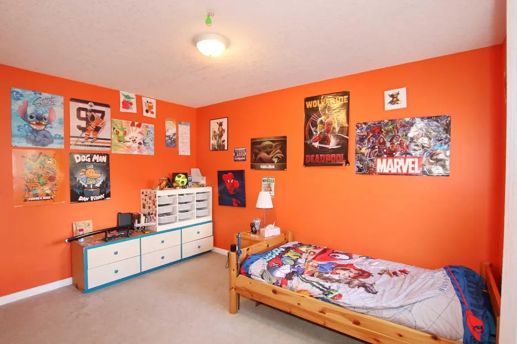 5016 34 Street Sylvan Lake AB T4S 1B1