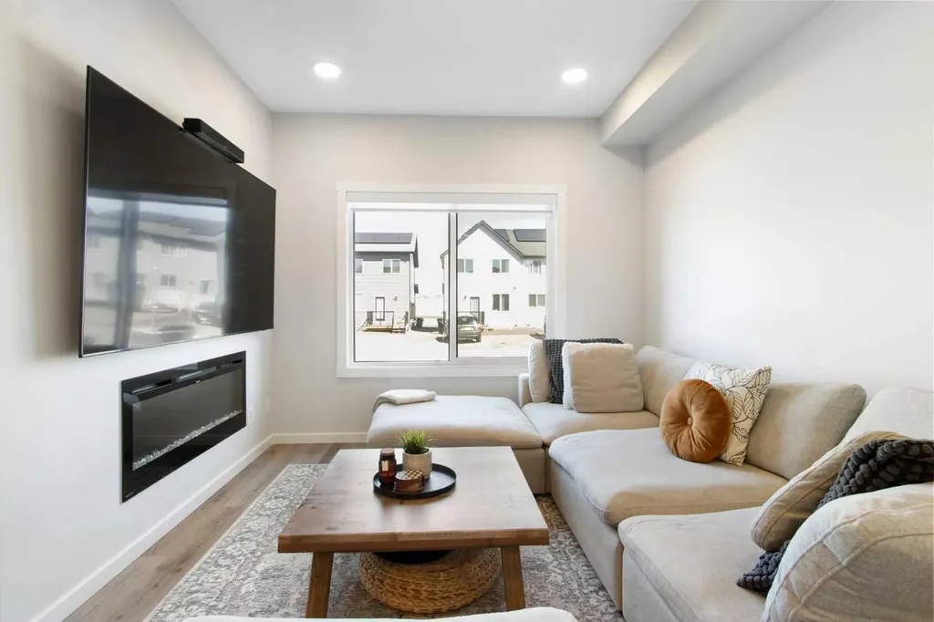 24 Heartwood Lane SE Calgary AB T3S 0P9