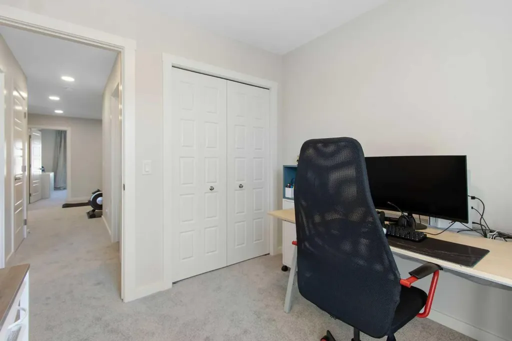 24 Heartwood Lane SE Calgary AB T3S 0P9