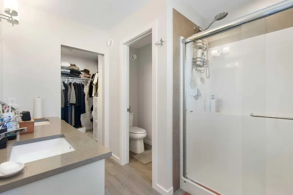 24 Heartwood Lane SE Calgary AB T3S 0P9