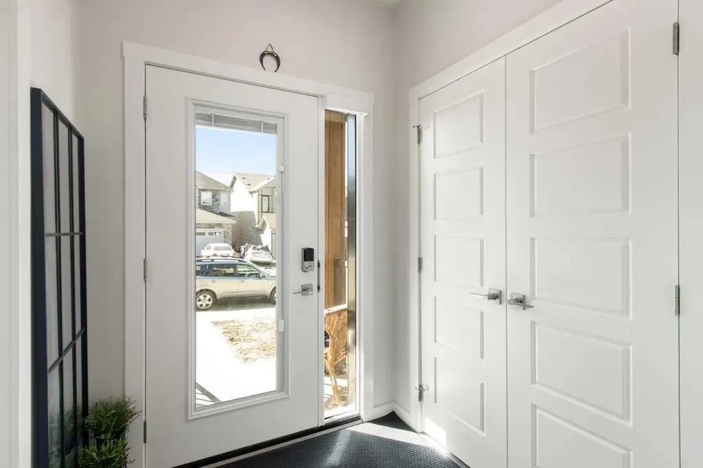 24 Heartwood Lane SE Calgary AB T3S 0P9