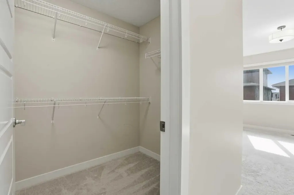 93 Saddlestone Place NE Calgary AB T3J 0Z6
